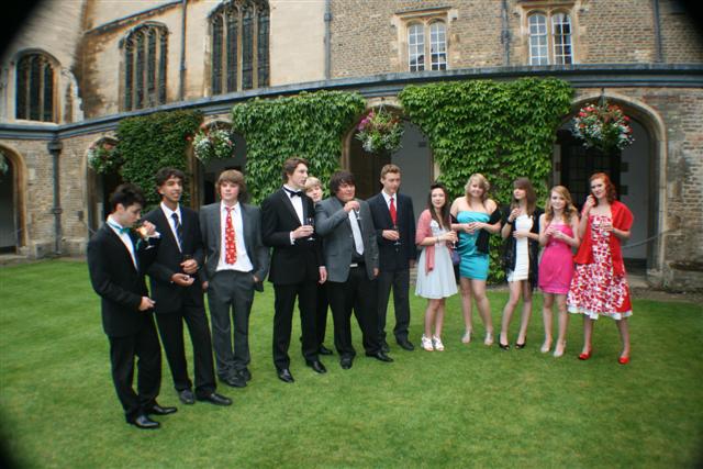 618x404 pixels (68K)